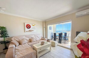 TV - Family Apartment Near the Beach • BON01 (Ayamonte)