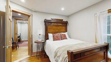 Apartment, Multiple Beds, Garden View (Boothbay Harbor House) | 4 bedrooms, individually decorated, individually furnished