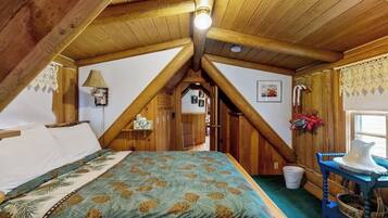 Cabin, Multiple Beds, Kitchen, Garden View (Authentic Maine Log Cabin) | 3 bedrooms