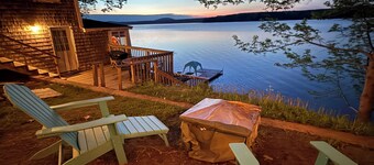 Idyllic Lakefront Retreat: pvt Dock & Beach for Kayaking, Swimming & Fishing