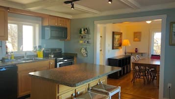 Apartment, Berbilang Katil (Windows on the Sea) | Dapur peribadi