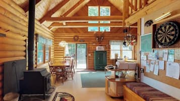 Cabin, Multiple Beds (Perfect as a Picture) | Lobby