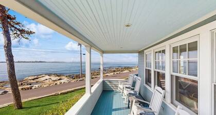 Oceanfront Home Incredible Ocean Views, Deck & Location