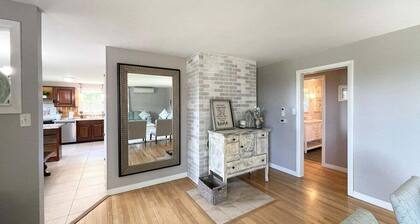 Penobscot View, 4 Bedroom Home in Rockland Maine