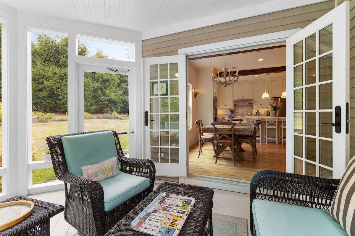House, Multiple Beds, Garden View (Salty Bloom) | Living area