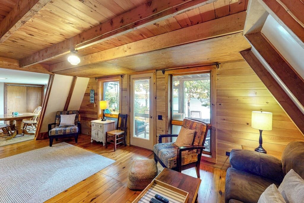 House, Multiple Beds (Camp Overlook) | Living area