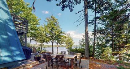 Waterfront A-frame on George's Pond With Views, Private Dock, Beach, Kayaks, SUP