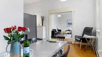 Apartment, Berbilang Katil, Kitchen, City View (Rockland Central Loft) | Bahagian dalam
