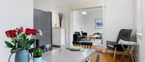 อพาร์ทเมนท์, หลายเตียง, ห้องครัว, วิวเมือง (Rockland Central Loft) | ภายใน