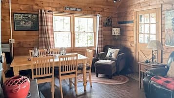 Cabin, 1 King Bed with Sofa bed, Kitchen (Handsville Camp) | Living area