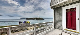 Dog-friendly, Bayfront Home - Gorgeous Ocean Views, Private Balcony & Fireplace