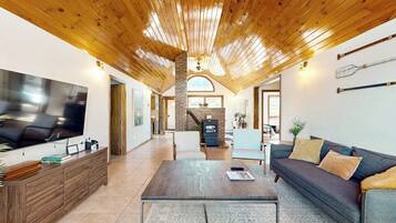 Cabin, Multiple Beds (Westport Waterfront) | Lobby