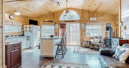 Lake-view Two-story Home With Beach Access, Wood Stove, Grill, W/d, & Fast Wifi
