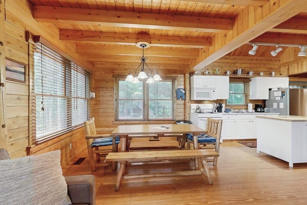 House, Multiple Beds, Kitchen, Garden View (Birch Overlook)