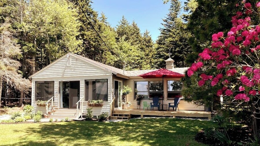 Ocean-view Cottage Near Beach With Deck, Grill, & Full Kitchen