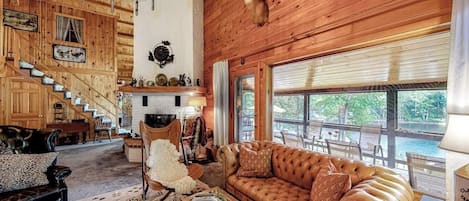 House, Multiple Beds, Fireplace (The River Lodge) | Living area