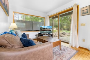 Cabin, 2 Queen Beds, Garden View (Ledgewood 9A) | Living area - Alluring Home With Full Kitchen, Furnished Patio, Washer/dryer & Private Yard (Seal Harbor)