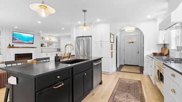 Casa, várias camas, vista para o jardim (Birch Tree Retreat) | Cozinha privada