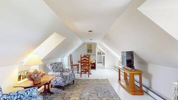 Apartment, 1 Queen Bed (The Rice Andrews House circa 1762) | Living area | 42-inch flat-screen TV with digital channels