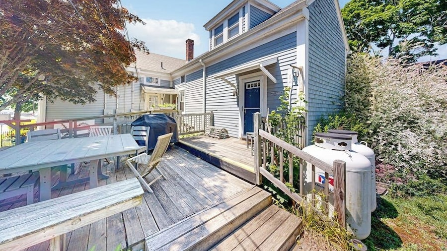 Historic Boothbay Harbor Cottage With Antique Decor, Washer/dryer & Deck