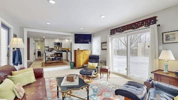 House, Multiple Beds, Patio (Wiscasset Woodland Haven) | Living area