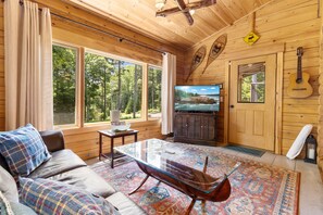 Kabin, Beberapa Tempat Tidur, dapur, pemandangan kebun (Sprucewold Cabin) | Area keluarga