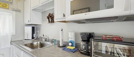 บ้านพัก, หลายเตียง, ห้องครัวขนาดเล็ก (Moosehead Condo Unit #2) | ครัวส่วนตัว
