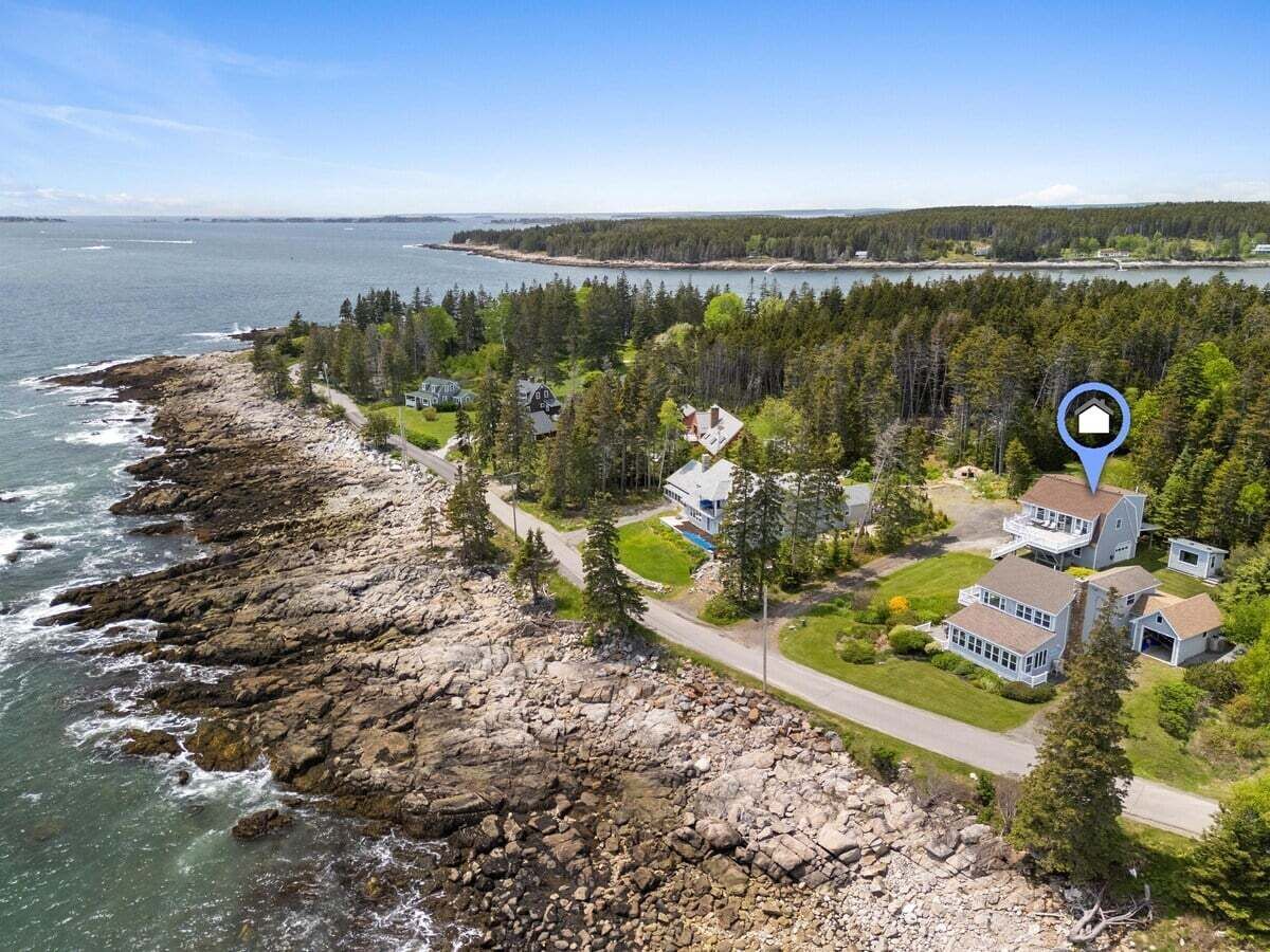 منظر من الجو على ارتفاع عالٍ