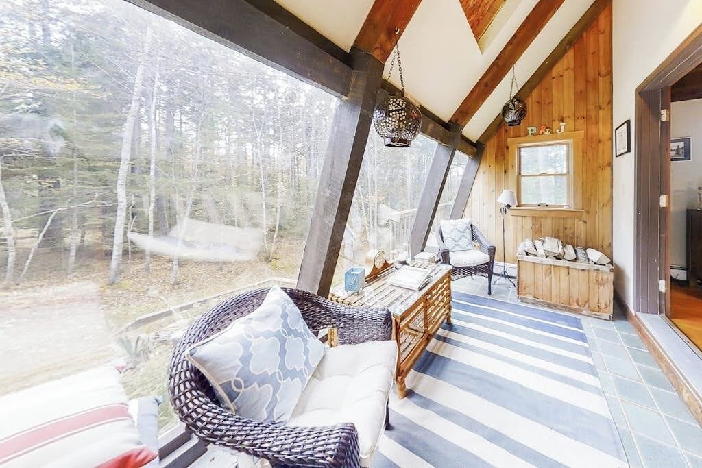 Cabin, Multiple Beds (Appalachee Pond Waterfront Cottage) | Interior