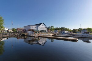 Marina