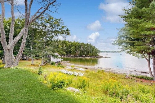 Historic Riverfront Home With Boathouse & Private Dock - Dogs OK