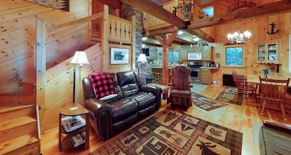 Lakefront Cabin on a Double Lot w/ 500