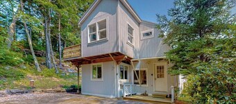 Renovated Home With Water Views, - Dogs Okay