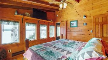 House, Multiple Beds, Fireplace (Split Rock Cottage)