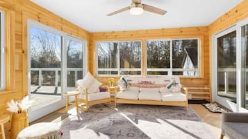 House, Multiple Beds (Sea Salt Escape|Modern 3Bdr St.George) | View from room