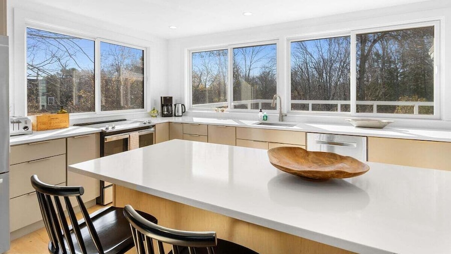 Sea Salt Escape Modern 3-bedroom St. George Rent