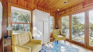 Cottage, nhiều giường (Ocean Point Colony II) | Khu phòng khách