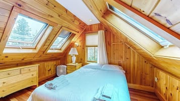 Cottage, 1 Queen Bed, Kitchen (Lone Maple) | View from room