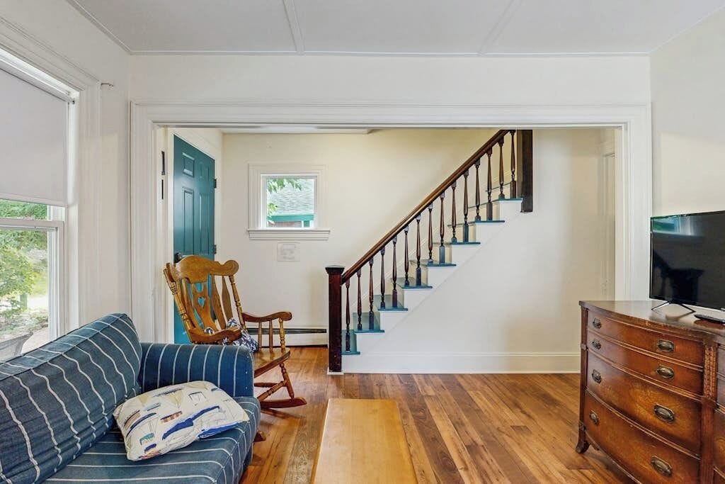 Cabin, Multiple Beds, Kitchen, Garden View (Norris Cottage) | Living area