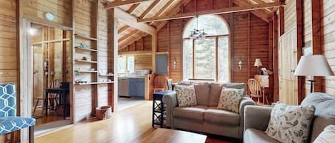Cabaña, varias camas, chimenea (Charming South Bristol Cottage) | Zona de estar