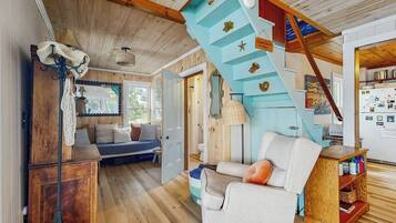 House, Multiple Beds, Kitchen (Ocean's Edge) | Interior