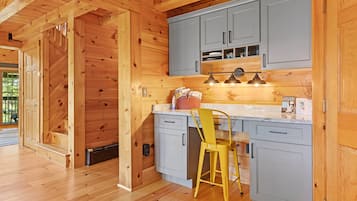 Cabin, Multiple Beds, Kitchen (Beaver Run Cabin) | Private kitchen