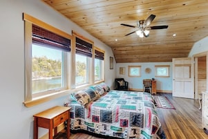 House, Multiple Beds, Fireplace (Moose River Lookout) | 3 bedrooms, individually decorated, individually furnished, bed sheets