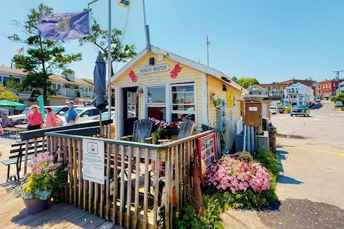 Two-story Home Steps From Laite Beach - Stroll to the Harbor, 1 dog Welcome