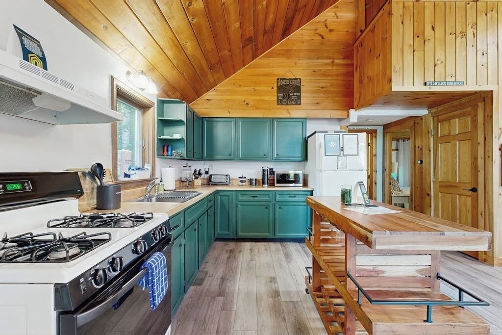 Maison, Plusieurs lits, patio, vue sur le jardin (Max's Retreat) | Cuisine privée