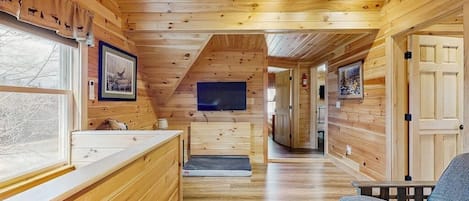 Casa, varias camas, vista al jardín (The Grouse House) | Área de sala de estar