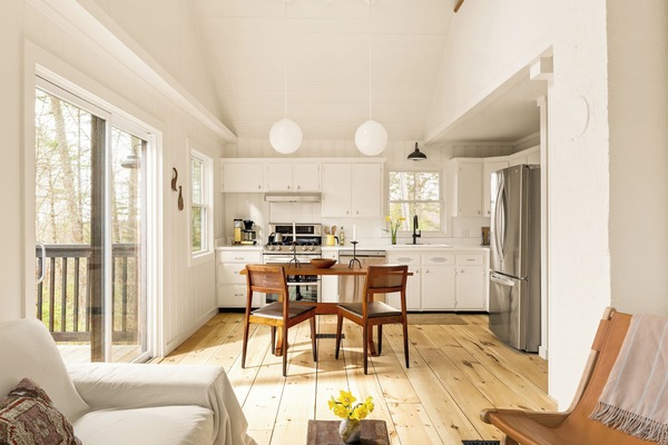 House, Multiple Beds, Garden View (Dream House Maine) | Interior