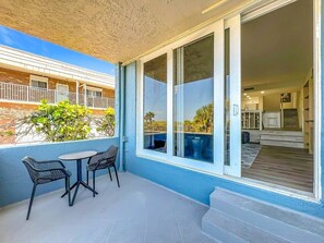 Outdoor dining - Cocoa Beach Pier 2BR | Sunrise #109 (Cocoa Beach)