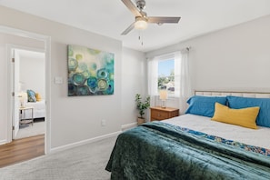 Room - 3-bedroom Family Home Near Airport & Downtown (Richmond)