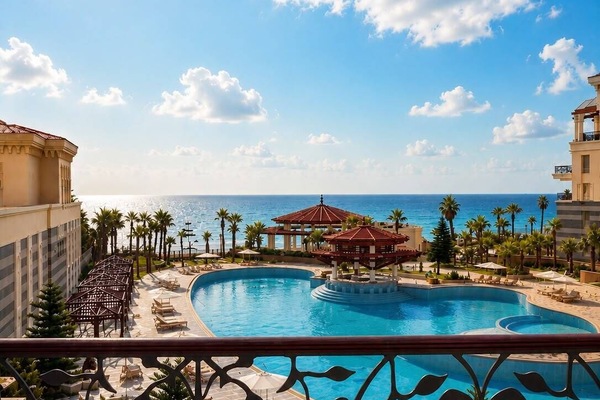 Executive Room, Balcony, Sea View | Pool | Indoor pool, outdoor pool, open 7:00 AM to 7:00 PM, cabanas (surcharge)